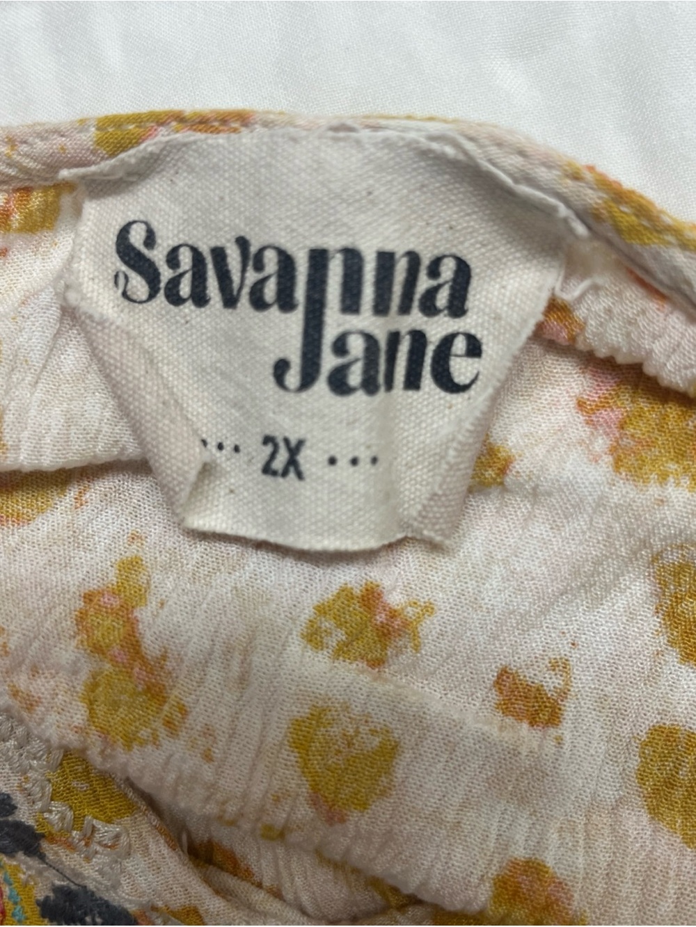 Savanna Jane Top Pull On Crinkle Gold Leopard Mulitcolored Floral Embroidery 2X - Picture 9 of 10